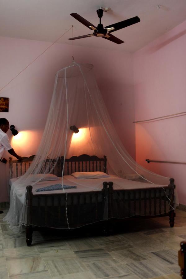 Hotel Peacock كوفالام المظهر الخارجي الصورة