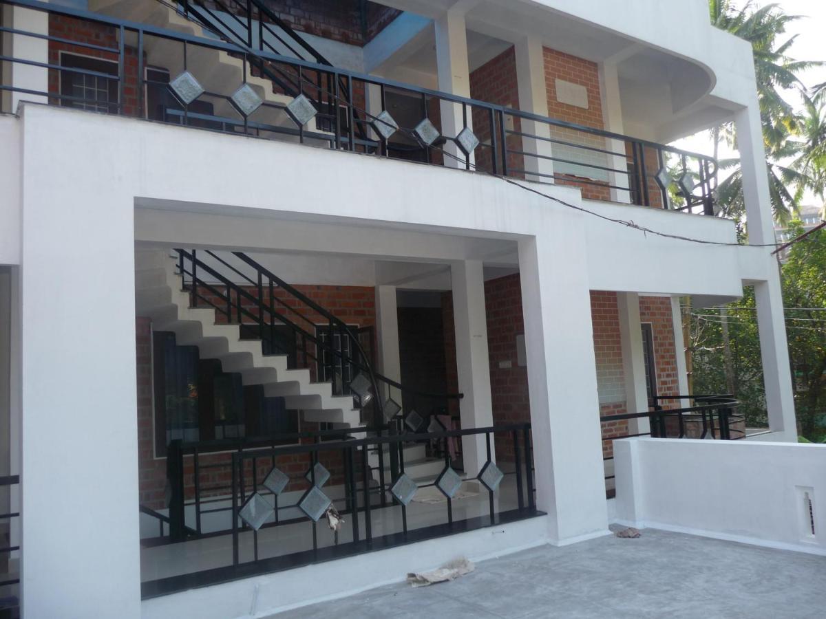 Hotel Peacock كوفالام المظهر الخارجي الصورة