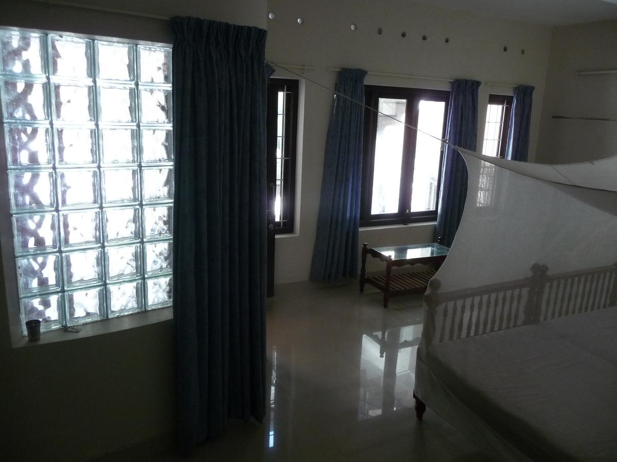 Hotel Peacock كوفالام المظهر الخارجي الصورة