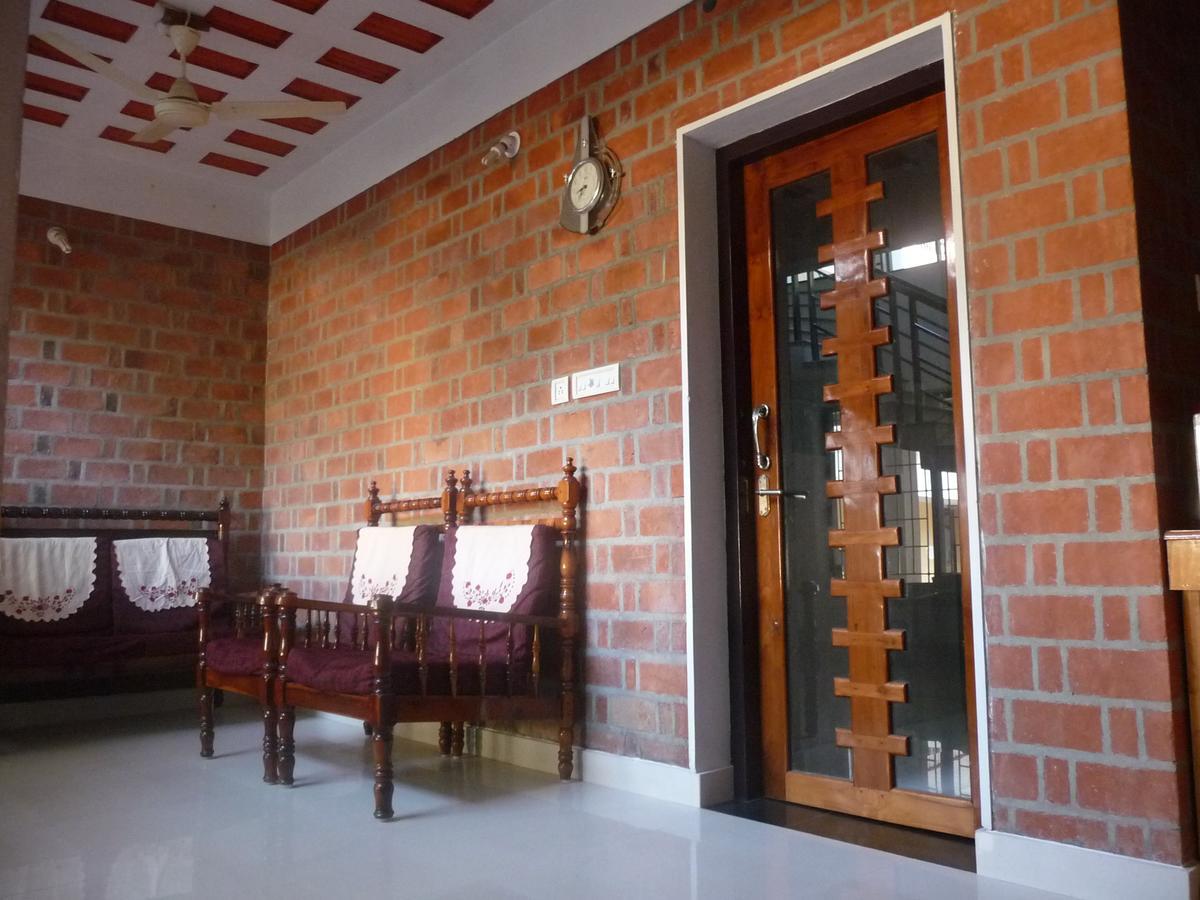 Hotel Peacock كوفالام المظهر الخارجي الصورة