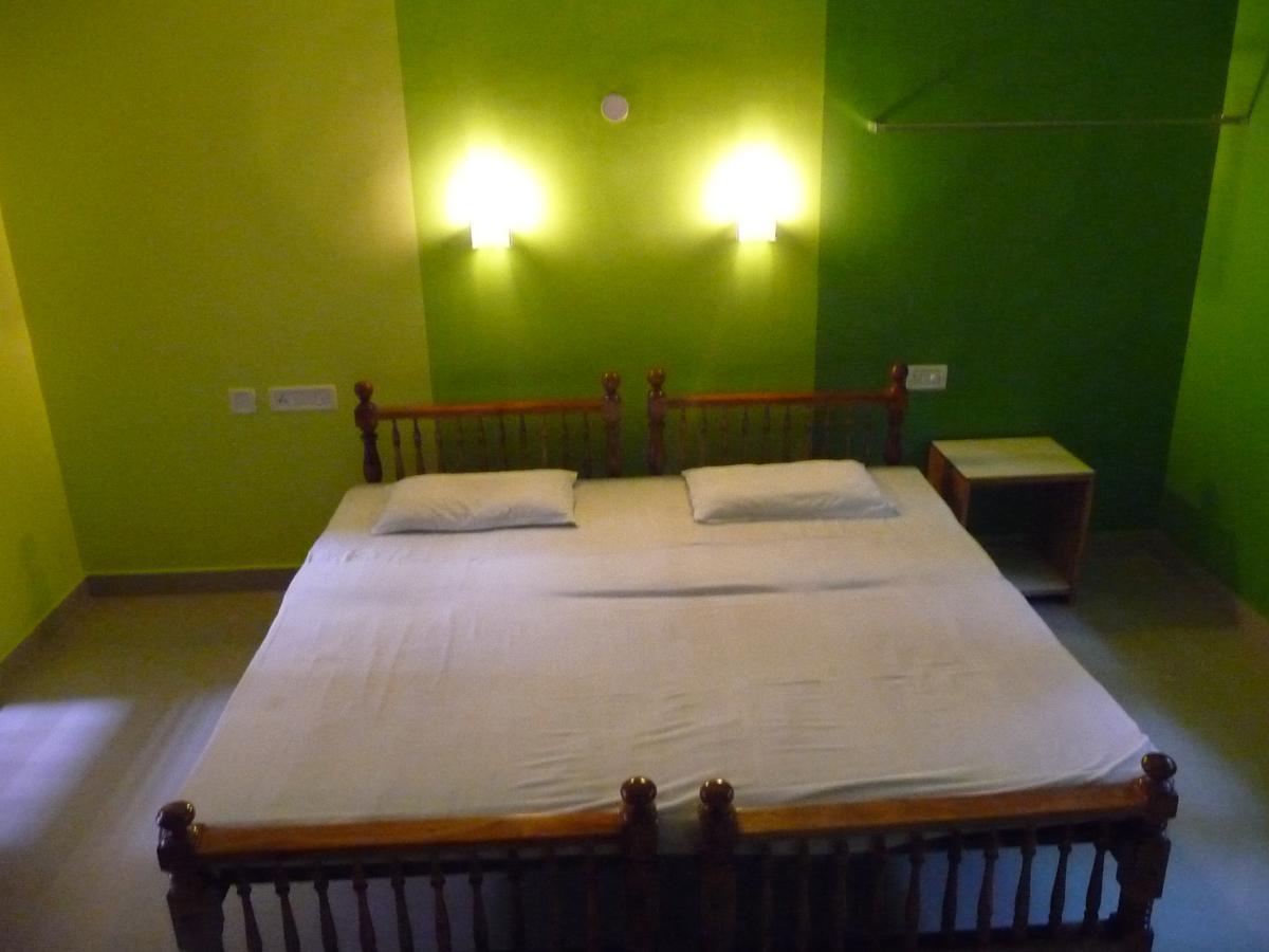 Hotel Peacock كوفالام المظهر الخارجي الصورة